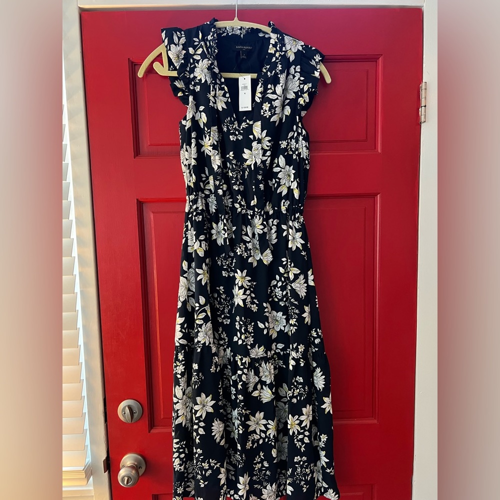 Banana Republic floral maxi dress Brand new with tags